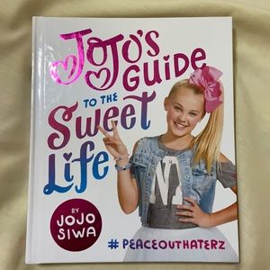 Jo Jo Siwa Autographed Sweet Life Book